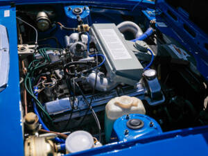 Image 3/49 de Triumph Stag (1977)