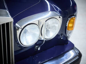 Image 40/100 de Rolls-Royce Silver Shadow II (1979)