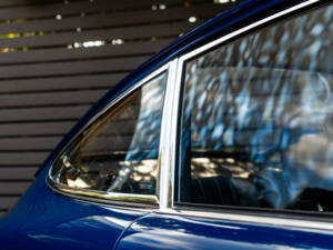 Image 32/42 of Porsche 912 (1967)