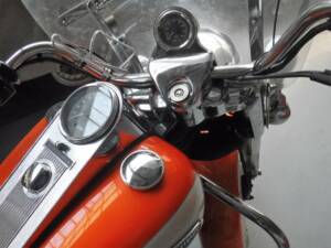 Immagine 6/13 di Harley-Davidson DUMMY (2000)