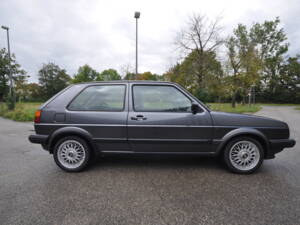 Bild 4/55 von Volkswagen Golf II 1.3 (1991)