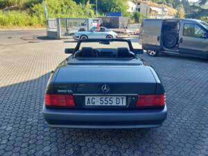 Image 4/22 of Mercedes-Benz 500 SL (1991)
