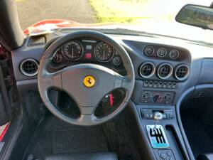 Afbeelding 9/34 van Ferrari 550 Maranello (1998)