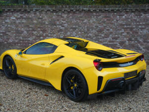 Bild 2/50 von Ferrari 488 Pista Spider (2021)