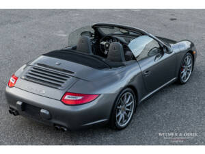 Image 8/27 of Porsche 911 Carrera S (2011)