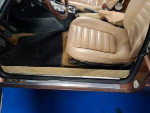 Image 26/45 of Alfa Romeo Spider Veloce 2000 (1981)