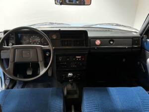 Imagen 9/15 de Volvo 244 (1980)