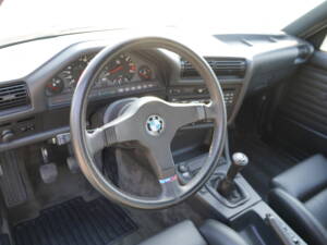 Immagine 20/34 di BMW M3 (1987)