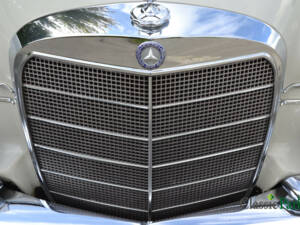 Image 47/50 of Mercedes-Benz 200 (1965)