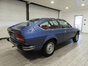 Afbeelding 4/15 van Alfa Romeo Alfetta GTV 2000 (1977)