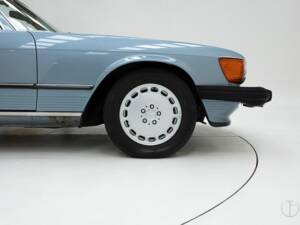 Bild 10/15 von Mercedes-Benz 560 SL (1986)