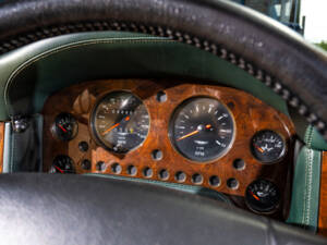 Bild 14/31 von Aston Martin Virage Volante (1995)