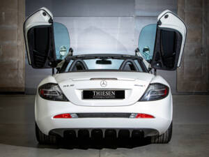 Image 10/34 of Mercedes-Benz SLR McLaren 722 S (2011)