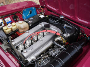 Image 4/50 of Alfa Romeo 2000 GTV (1971)