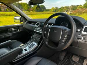 Bild 36/77 von Land Rover Range Rover Sport SDV6 (2013)