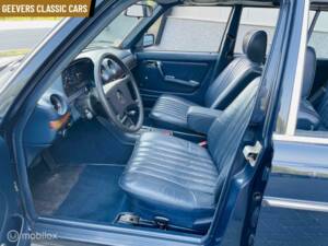 Bild 7/10 von Mercedes-Benz 280 TE (1979)