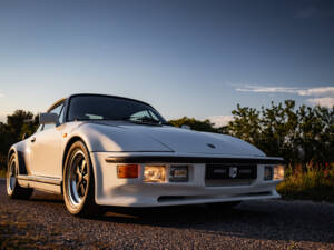 Image 46/50 of Porsche 911 Turbo 3.3 Flatnose (1982)