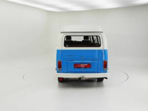 Image 4/15 of Volkswagen T2 Brasil Camper (1973)