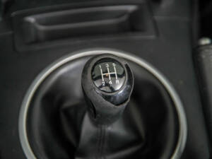 Immagine 25/50 di Mazda MX-5 1.8 (2007)