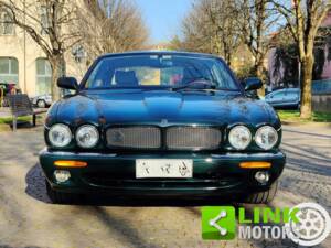 Image 9/10 de Jaguar XJR 4.0 (1998)