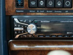 Image 34/50 de Mercedes-Benz 380 SEC (1982)