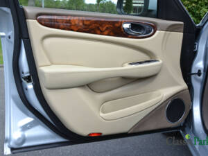 Afbeelding 16/46 van Jaguar XJ 8 3.5 (2007)