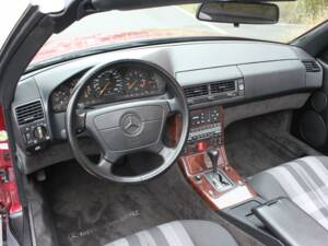 Bild 14/24 von Mercedes-Benz 500 SL (1991)