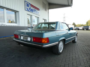 Bild 4/30 von Mercedes-Benz 560 SL (1986)