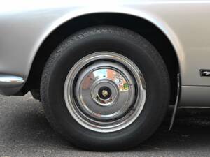 Image 22/50 of Jaguar XJ 6 4.2 (1971)