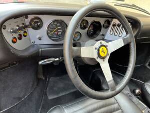 Image 21/67 of Ferrari 308 GT4 (1975)