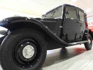 Image 5/15 of Lancia Belna (1933)
