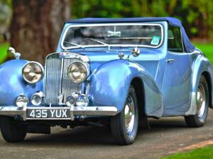 Image 13/50 of Triumph 2000 Roadster (1949)