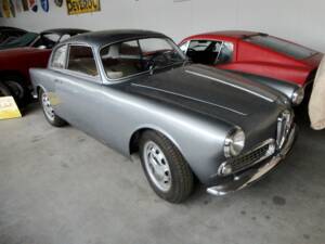 Image 13/49 of Alfa Romeo Giulietta Sprint Veloce (1958)