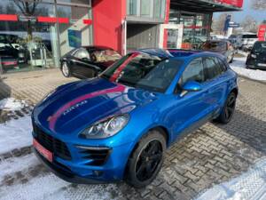 Image 7/19 of Porsche Macan (2018)