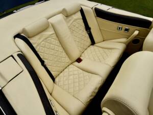 Immagine 27/50 di Bentley Azure Mulliner (2003)