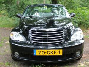 Image 3/7 de Chrysler PT Cruiser Cabrio Limited 2.4 (2007)