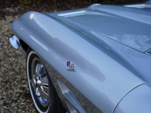 Image 13/50 of Chevrolet Corvette Sting Ray Convertible (1964)