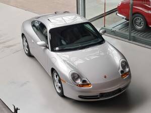 Immagine 21/33 di Porsche 911 Carrera (1996)
