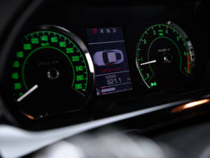 Image 20/37 of Jaguar XKR (2008)