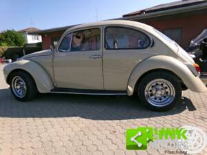 Image 6/10 of Volkswagen Escarabajo 1302 (1971)