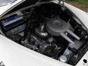 Image 18/18 of Daimler 2.5 Litre V8 (1964)