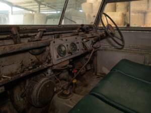 Image 4/13 of Land Rover 88 (1957)