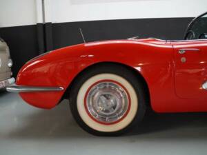 Image 34/50 of Chevrolet Corvette (1958)