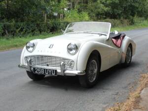 Imagen 3/15 de Triumph TR 3A (1960)