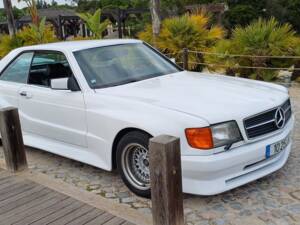 Image 48/65 of Mercedes-Benz 380 SEC (1985)