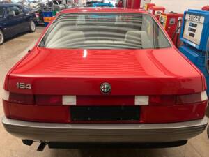 Image 17/18 of Alfa Romeo 164 2.0 (1990)