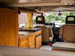 Bild 49/52 von Volkswagen T3 Bus 2.1 (1989)