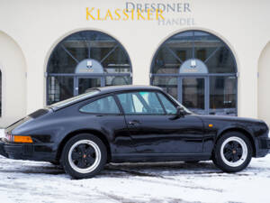 Image 8/27 of Porsche 911 Carrera 3.2 (1985)