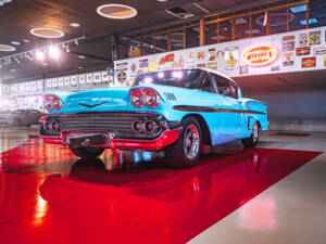 Bild 8/18 von Chevrolet Impala Sport Coupe (1958)