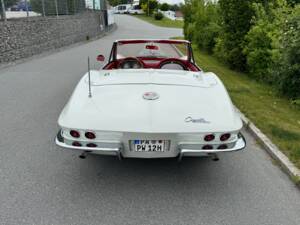 Image 14/52 of Chevrolet Corvette Sting Ray Convertible (1963)